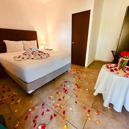 Hotel Jardin De Las Marias Suchitoto Bagian luar foto