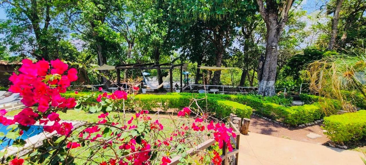 Hotel Jardin De Las Marias Suchitoto Bagian luar foto